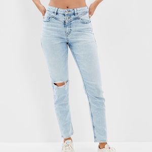 American Eagle High Rise Mom Jean
